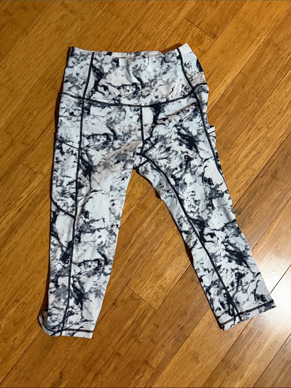 Women’s White and Black Marble Athletic Leggings - the Gym People brand TGP